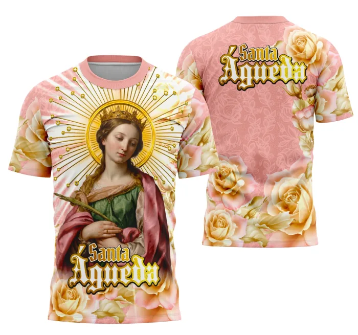 Camiseta unissex preta com logo no peito e estampa grande nas costas inspirada em Santa Águeda, ideal para fãs da religião católica, com design marcante e elegante.